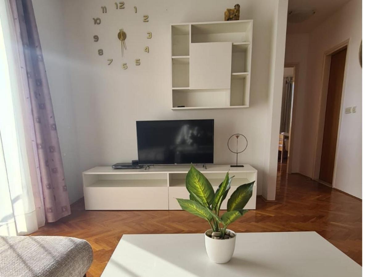 Apartman Ljubav Makarska Ngoại thất bức ảnh